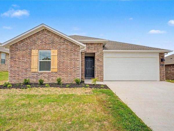 3070 Rosalee Lane, Centerton, AR 72736