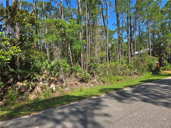107 Annadale Street , Dauphin Island, AL 36528