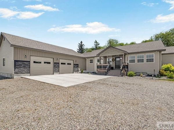 206 N 3600 E, RIGBY, ID 83442