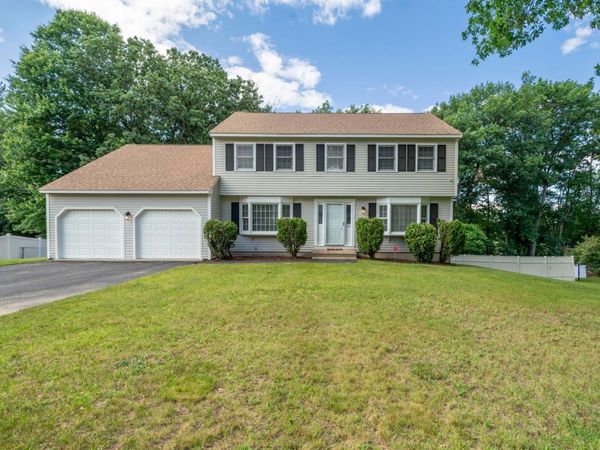 50 Spindlewick Drive, Nashua, NH 03062