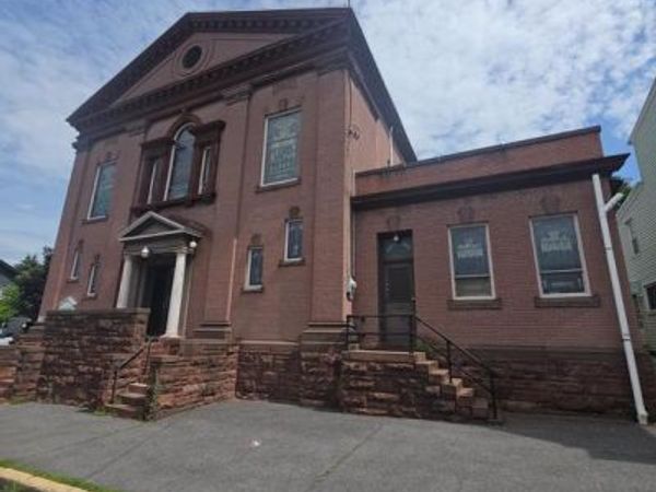 144 CARBON STREET , MINERSVILLE, PA 17954