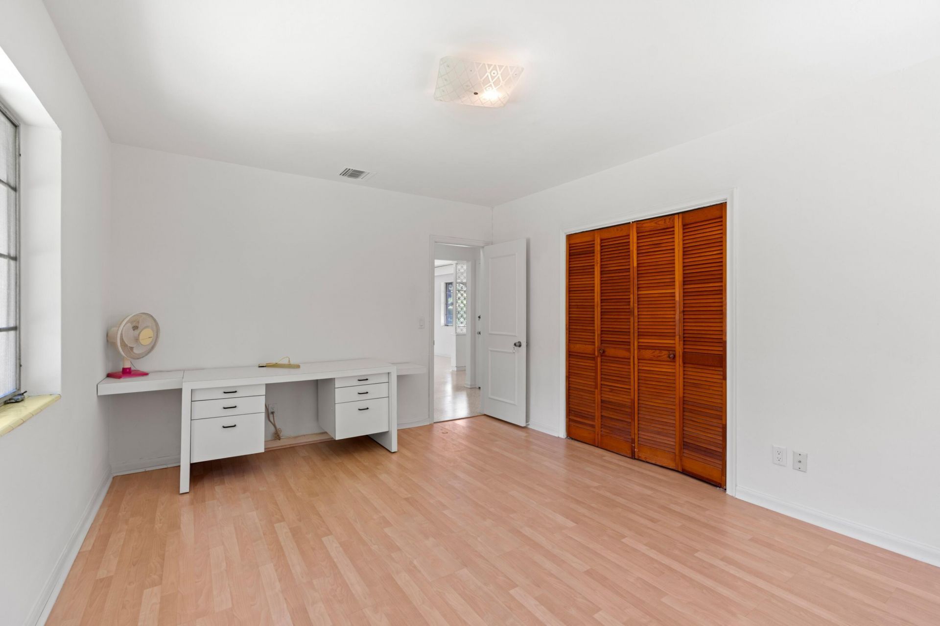 1725 N Lakeside Drive, Lake Worth Beach, FL 33460 Photo