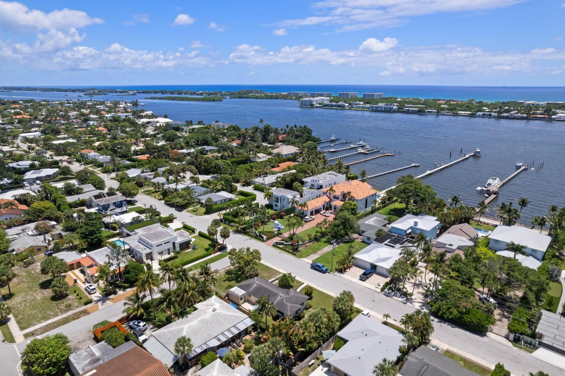 1725 N Lakeside Drive, Lake Worth Beach, FL 33460 Photo