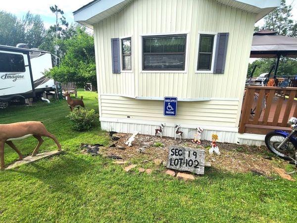 19/102 Woodhaven , Sublette, IL 61367
