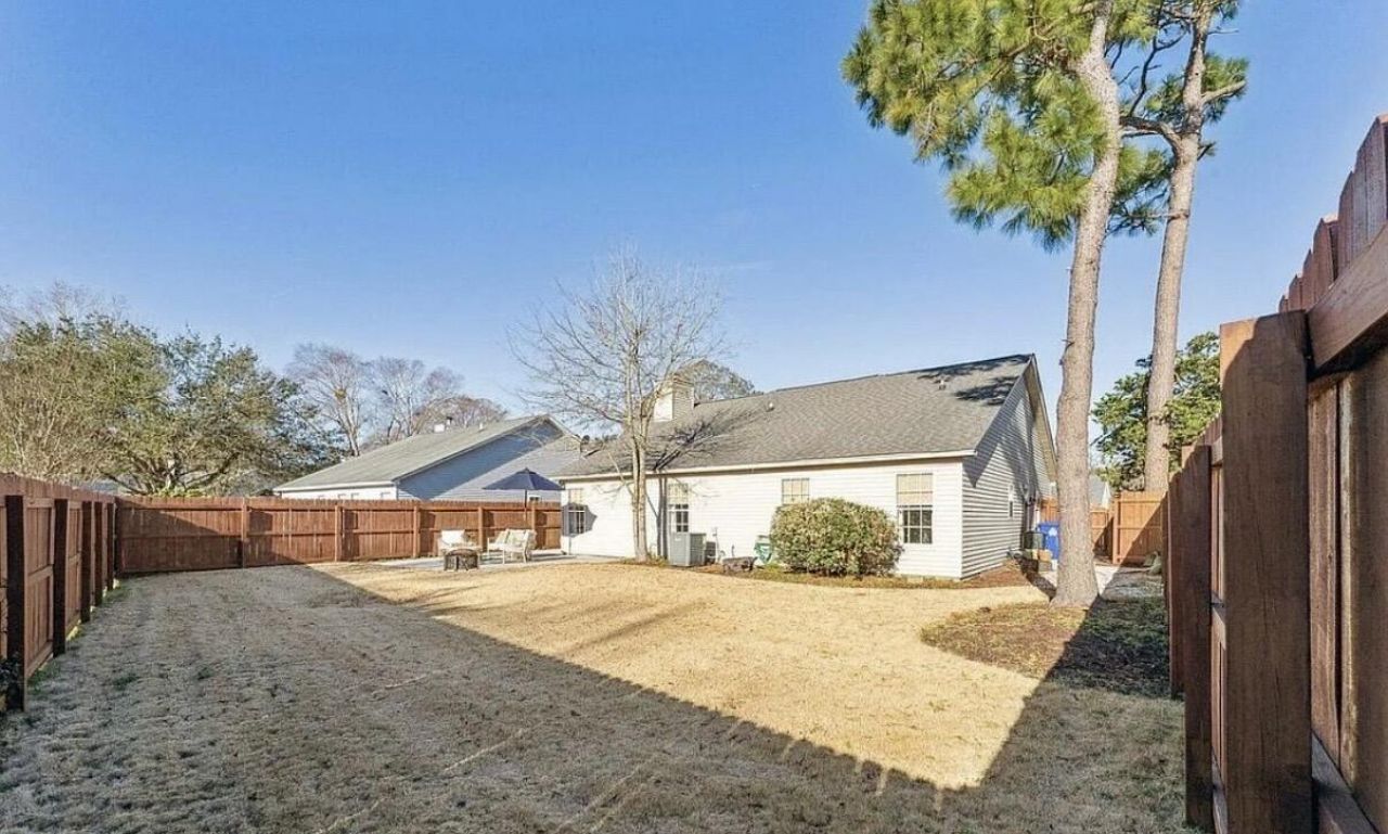 1967 Armory Drive Photo 24