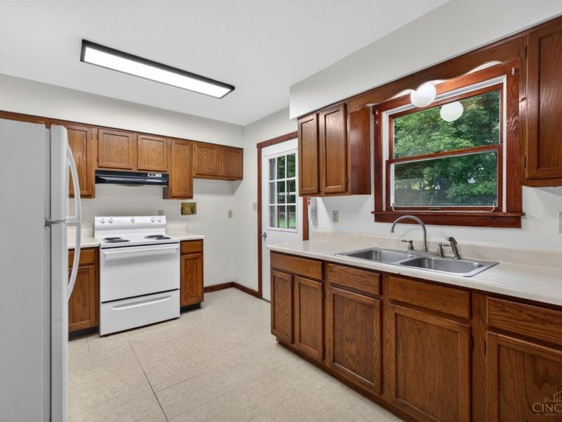 619 Light Street, Felicity, OH 45120 Photo 7