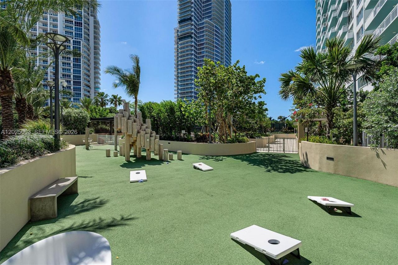300 S Pointe Dr, Unit 1001, Miami Beach, FL 33139 Photo