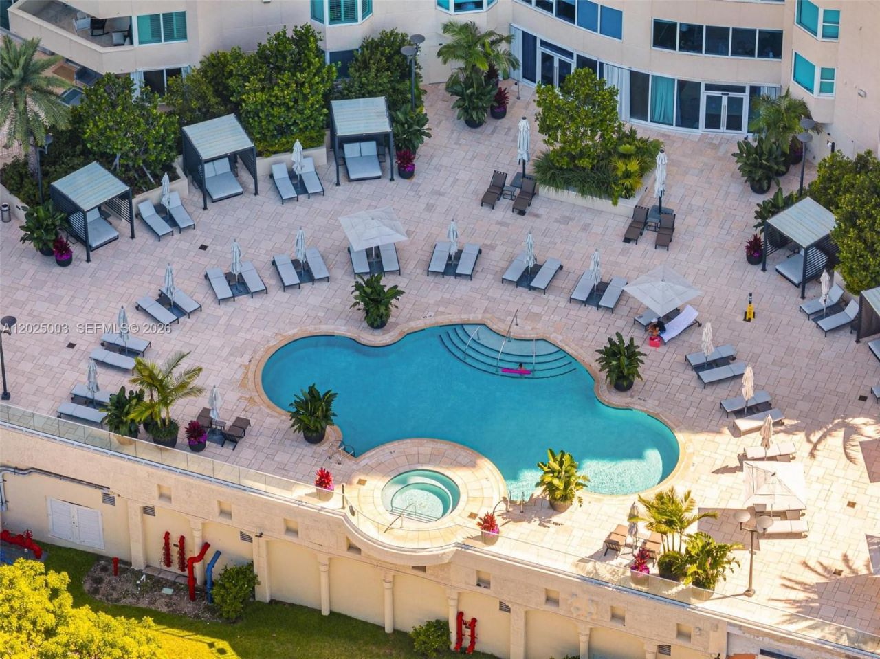 300 S Pointe Dr, Unit 1001, Miami Beach, FL 33139 Photo