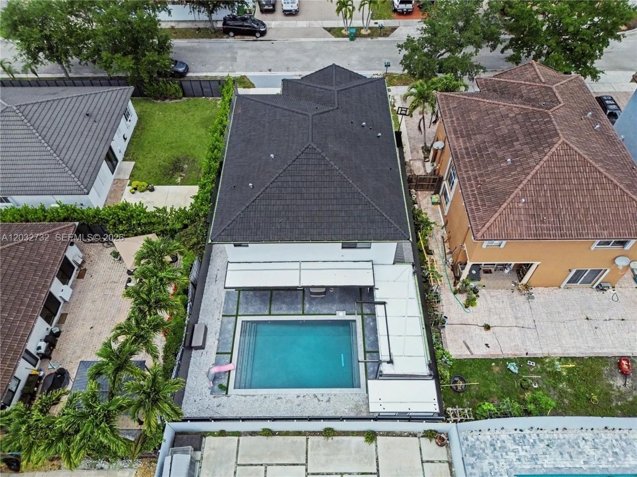 15490 SW 18th Ln , Miami, FL 33185 Photo