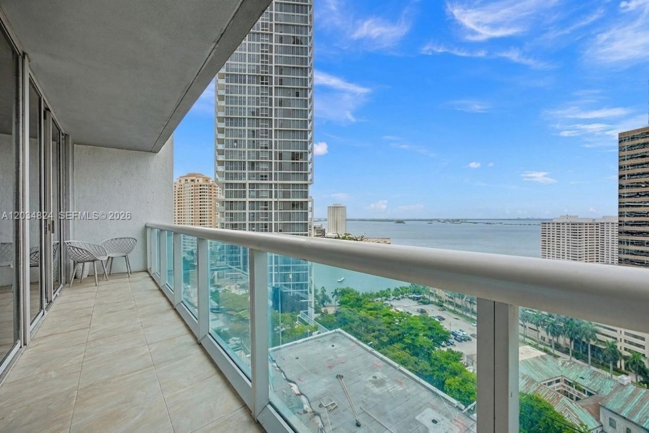485 Brickell Ave , Unit 2009, Miami, FL 33131 Photo