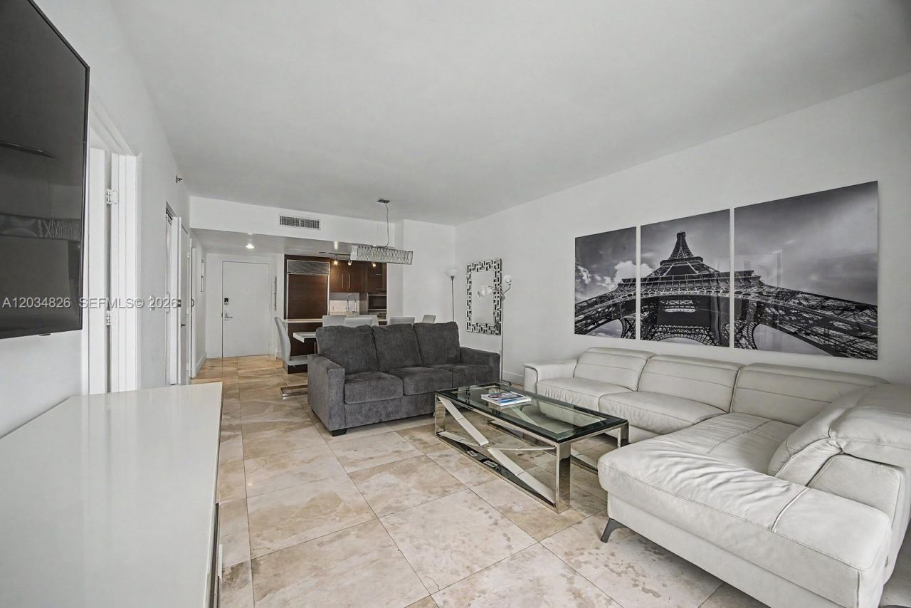 485 Brickell Ave, Unit 2209, Miami, FL 33131 Photo
