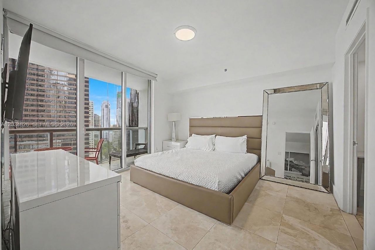485 Brickell Ave, Unit 2209, Miami, FL 33131 Photo