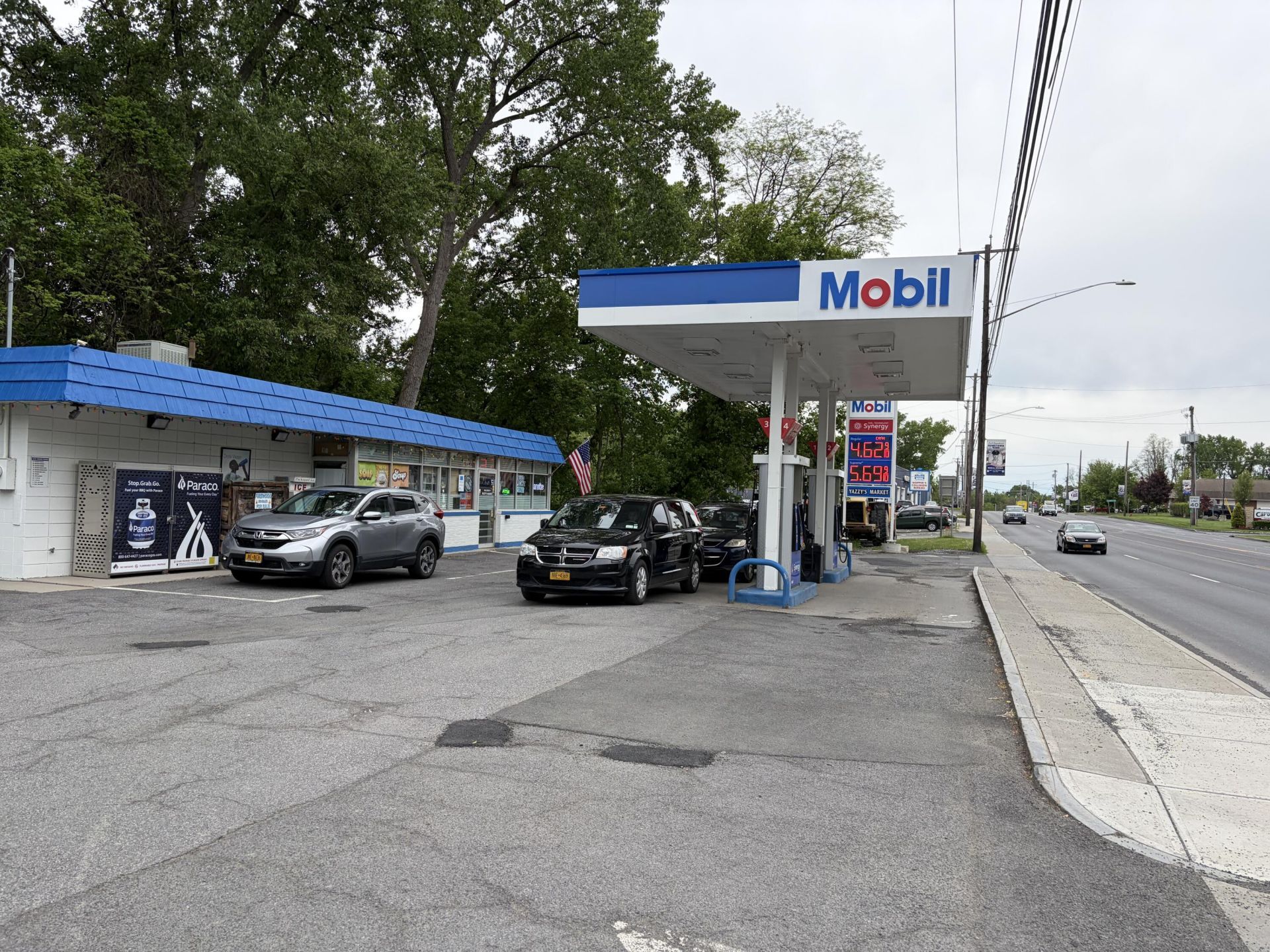 295 Columbia Turnpike, Rensselaer, NY 12144 Main Photo