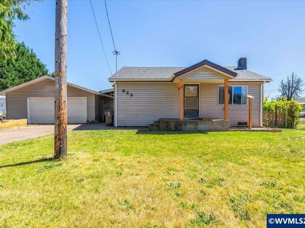 955 F St, Lebanon, OR 97355