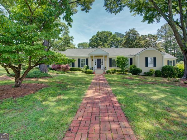 8 Fieldwood Road NE, Rome, GA 30161