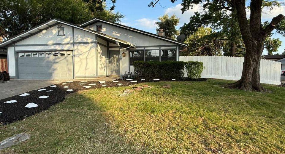 1450 Oak Nob Way, Sacramento, CA 95833 Photo