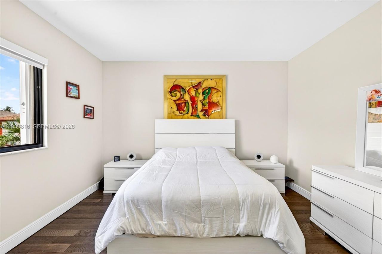 11115 W Okeechobee Rd , Unit 123, Hialeah Gardens, FL 33018 Photo
