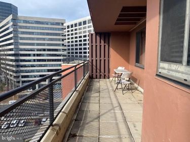 1121 ARLINGTON BOULEVARD , Unit 1012, ARLINGTON, VA 22209