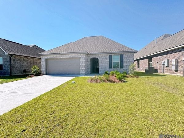 722 Bellegrove Square Ave, Baton Rouge, LA 70810