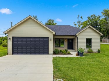 200 Evergreen Drive, Lawrenceburg, KY 40342