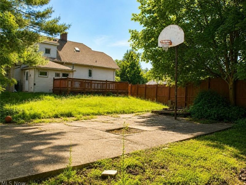 173 Brush Road, Richmond Heights, OH 44143 Photo 6