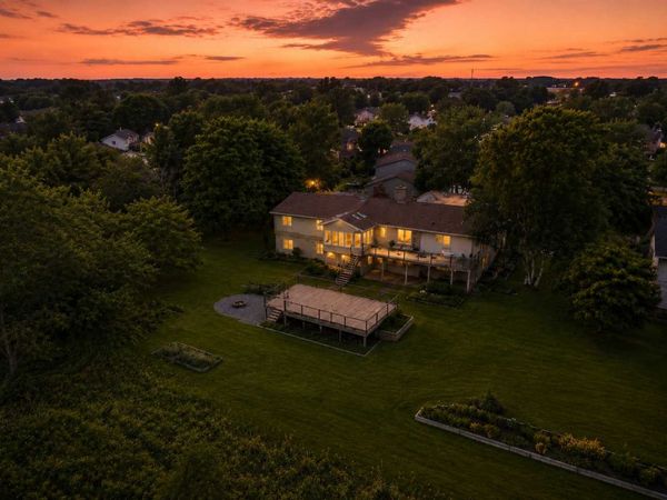 7474 Saratoga Drive, Chanhassen, MN 55317