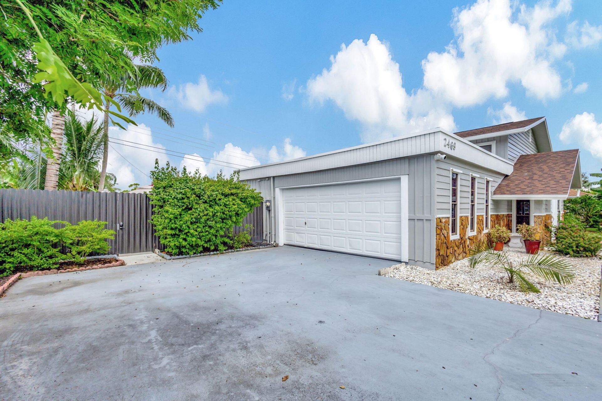 2469 Sun Up Lane, Lake Worth, FL 33462 Photo