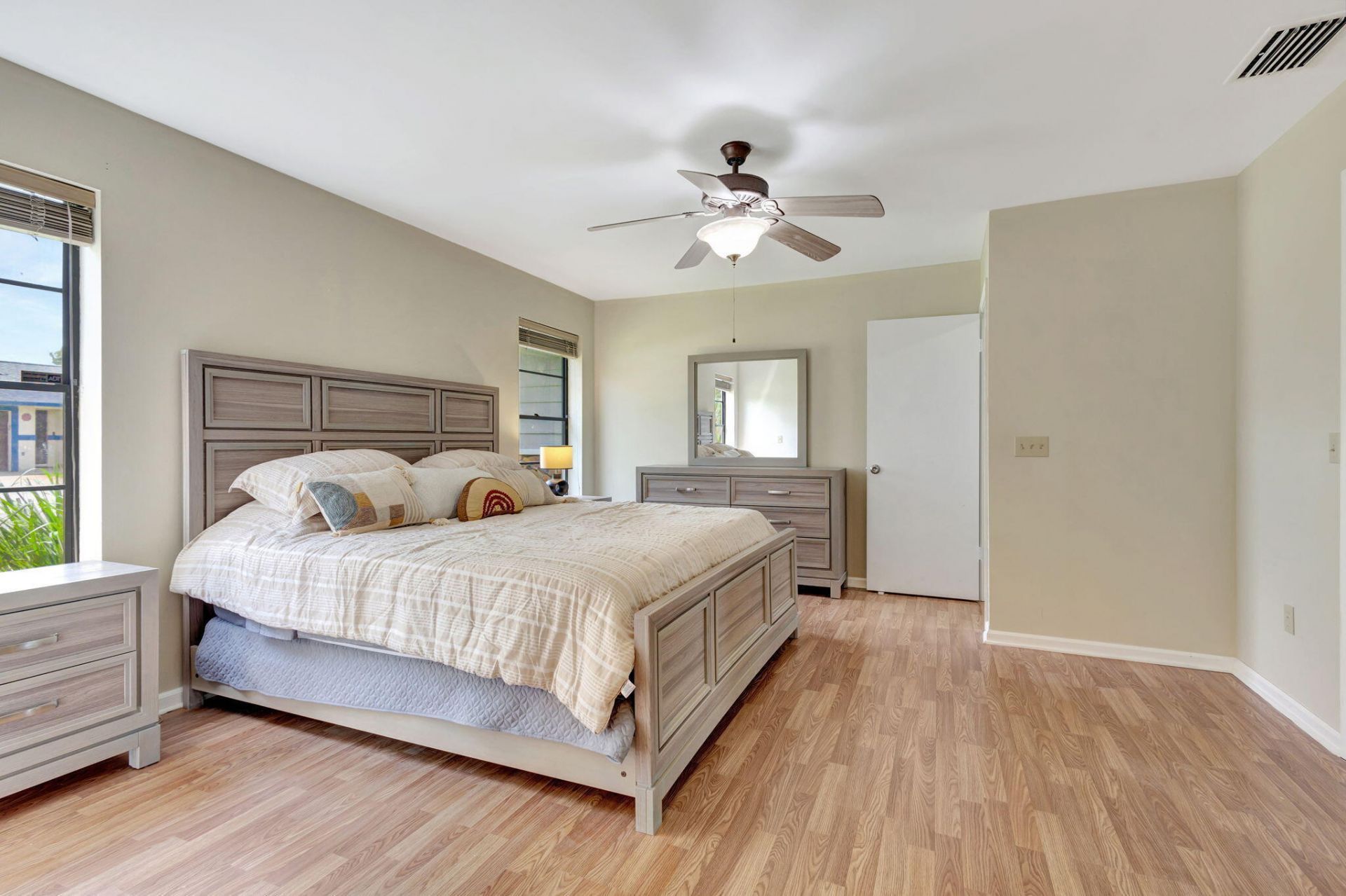 2469 Sun Up Lane, Lake Worth, FL 33462 Photo