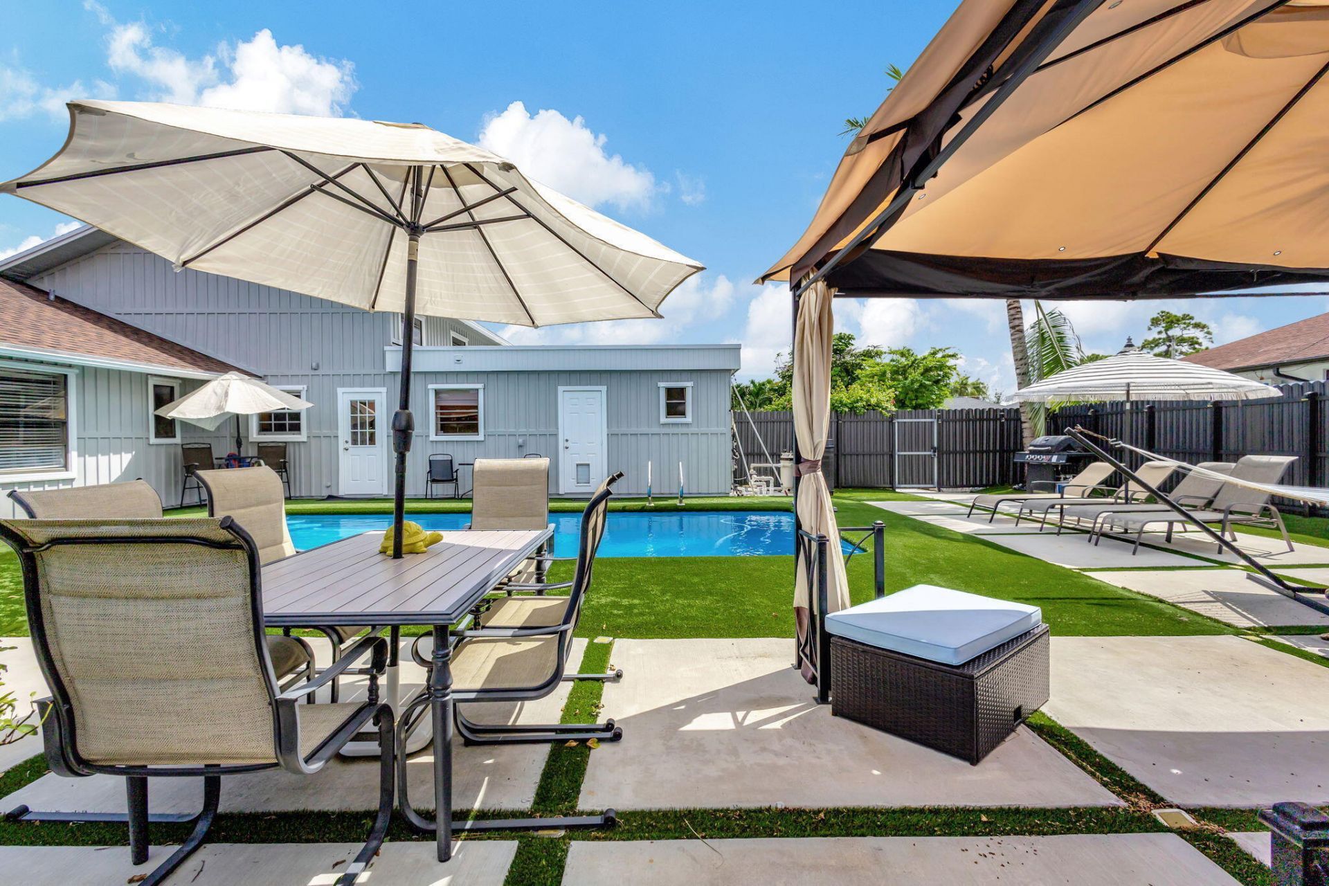 2469 Sun Up Lane, Lake Worth, FL 33462 Photo
