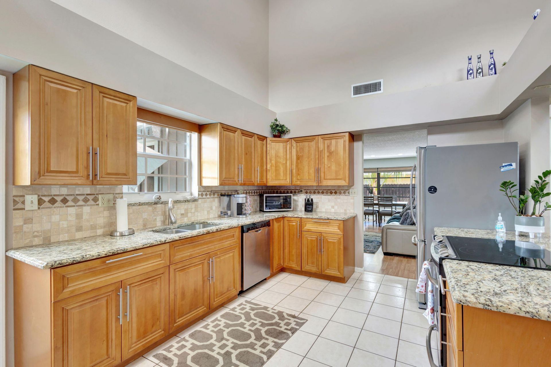 2469 Sun Up Lane, Lake Worth, FL 33462 Photo