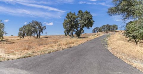 5761 Highway 4, Angels Camp, CA 95222 Photo