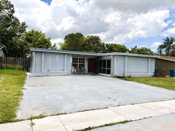 6421 NW 29th Street NW, Sunrise, FL 33313