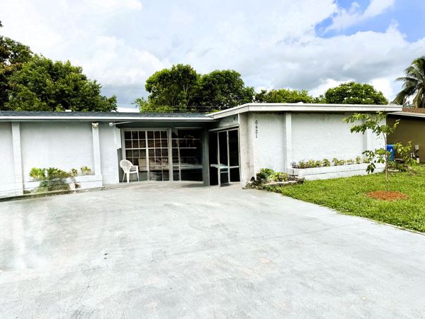 6421 NW 29th Street NW, Sunrise, FL 33313