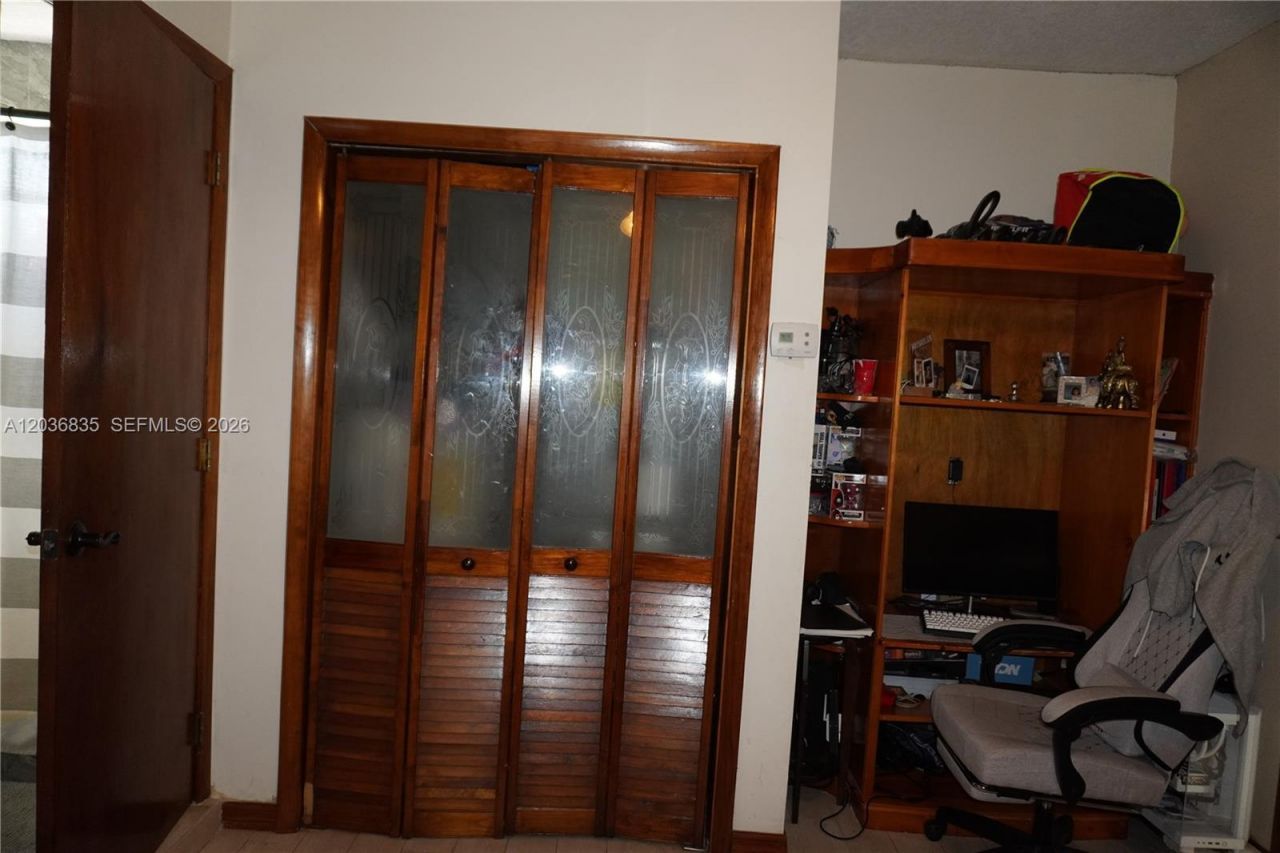 21217 SW 160 St, Miami, FL 33187 Photo
