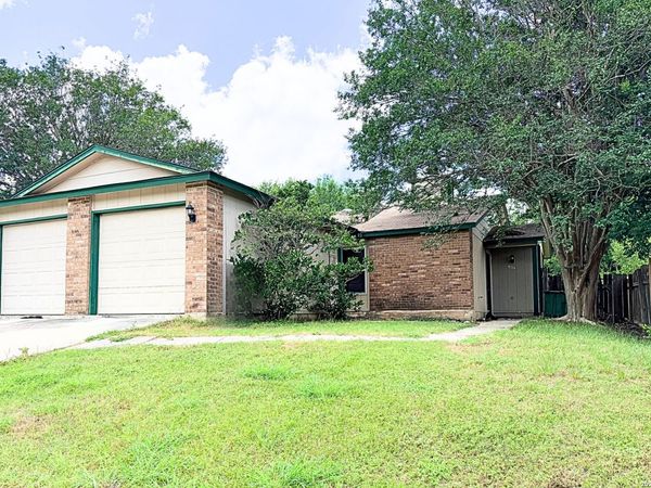 14425 Waddesdon Bluff, San Antonio, TX 78233