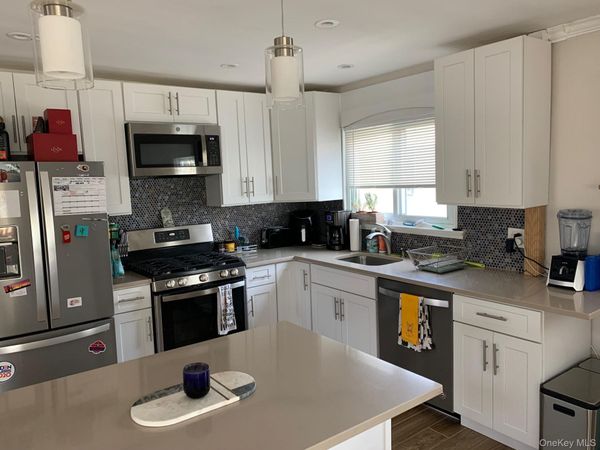 533 E Chester Street, Unit upper, Long Beach, NY 11561