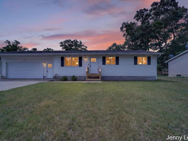 2391 Macarthur Road, Muskegon, MI 49442