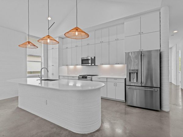 113 Rough Creek RD , Georgetown, TX 78628