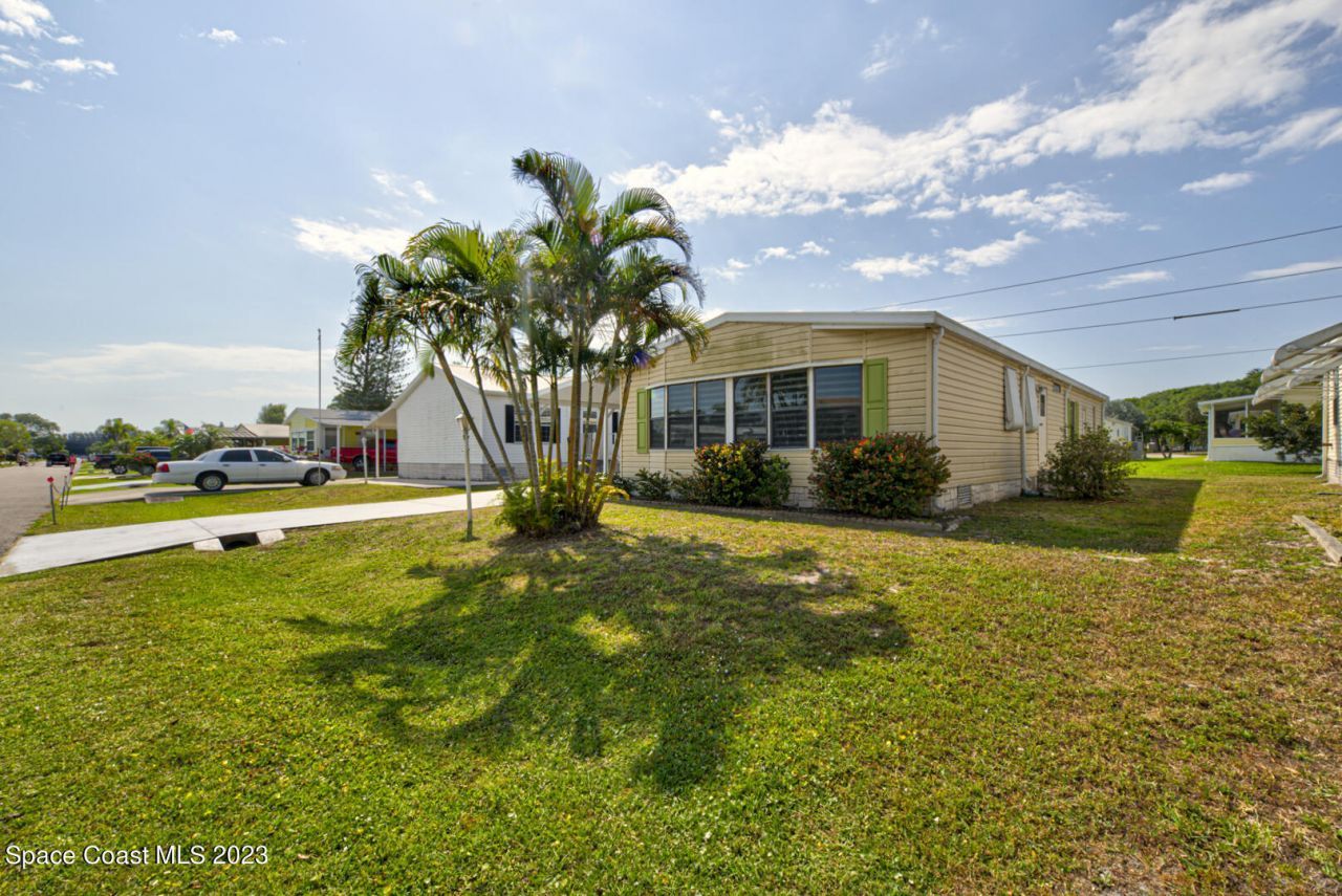 5351 Bannock Street, Micco, FL 32976 Photo
