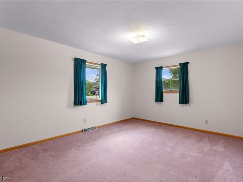 52322 Lakeview Drive, Dillonvale, OH 43917 Photo 13