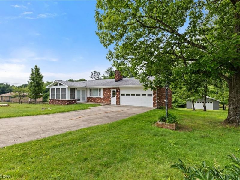 52322 Lakeview Drive, Dillonvale, OH 43917 Photo 2