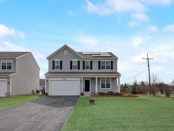 1329 Mcintosh Drive , Mundelein, IL 60060