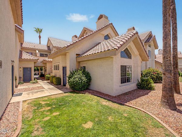 2801 N LITCHFIELD Road, Unit 28, Goodyear, AZ 85395