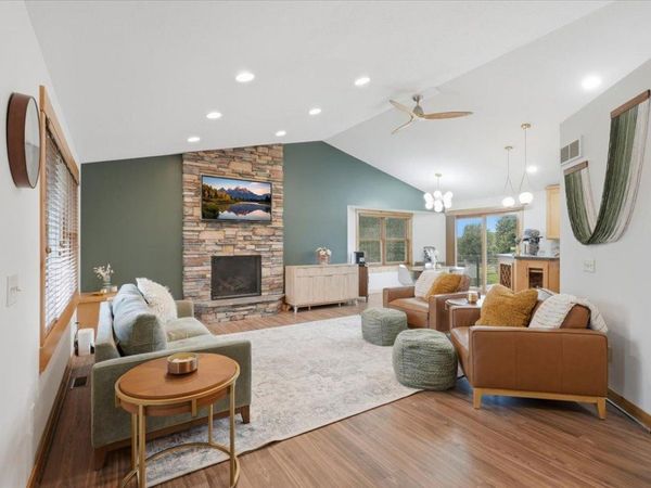 1647 Valley Quail Drive, River Falls, WI 54022