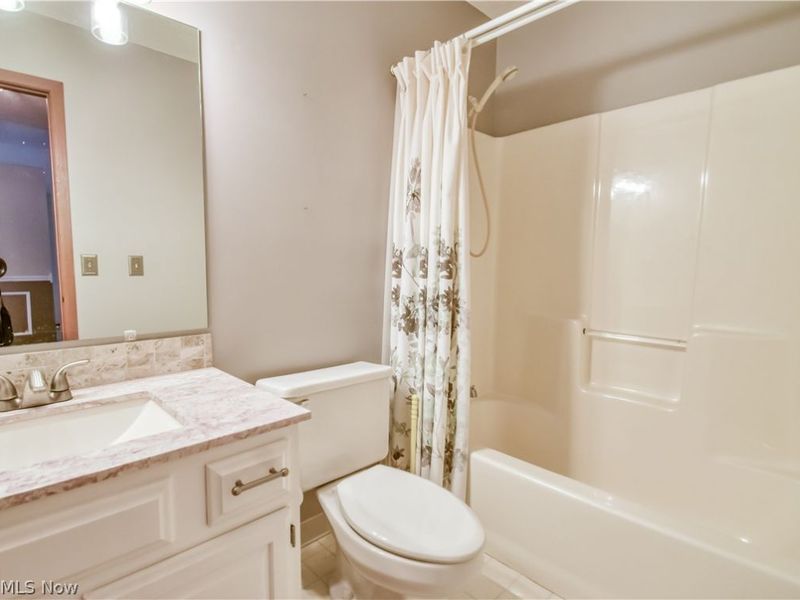 7080 Cross Creek Drive, Mentor, OH 44060 Photo 15