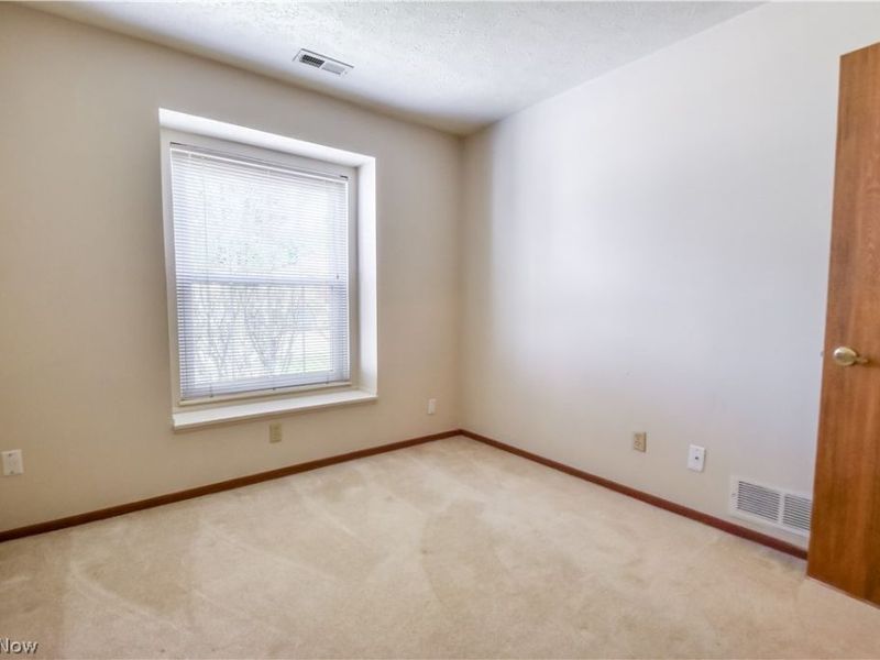 7080 Cross Creek Drive, Mentor, OH 44060 Photo 21