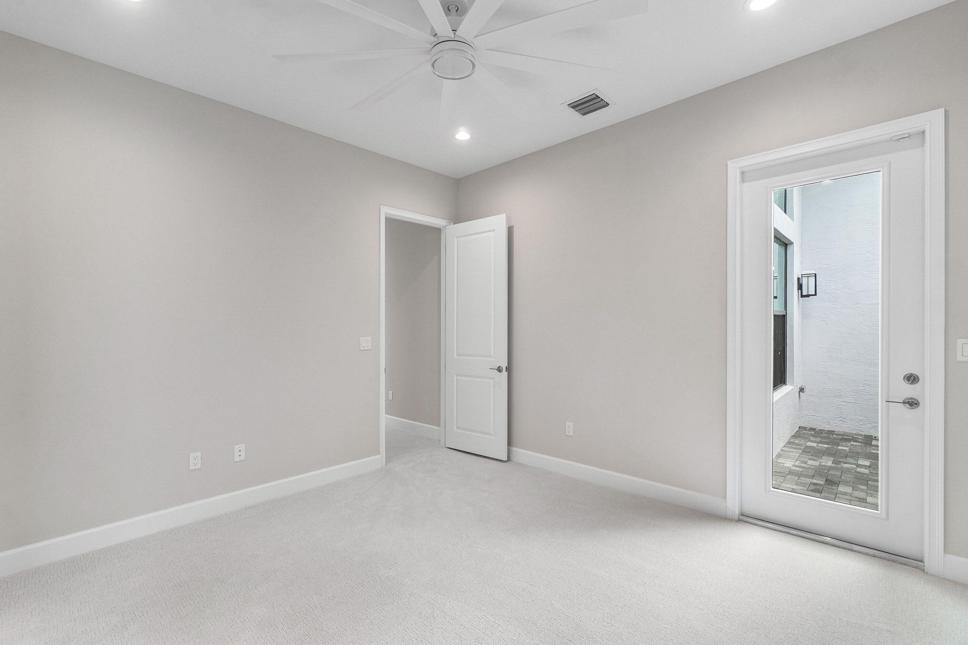 9062 Corsican Finch Court, Boynton Beach, FL 33473 Photo