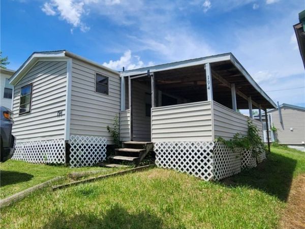 17875 Lashley Road, Unit 194, Senecaville, OH 43780