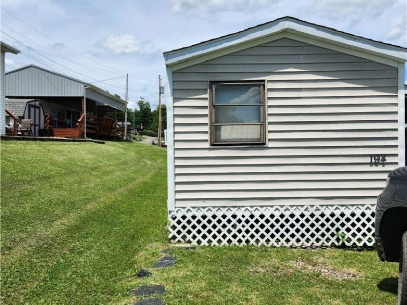 17875 Lashley Road, Unit 194, Senecaville, OH 43780 Photo 11