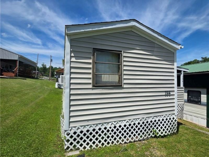 17875 Lashley Road, Unit 194, Senecaville, OH 43780 Photo 9